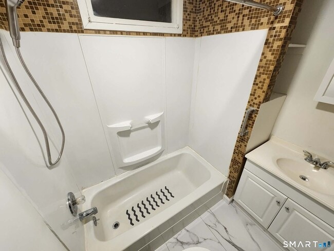 Photo - 143 Curtis St Unit 1