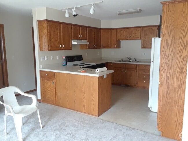 Building Photo - 704 S Starr Ave Rental