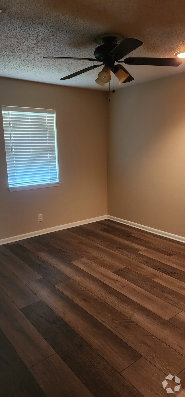 Building Photo - 2221 Wentwood Valley Dr Unit #6 Rental