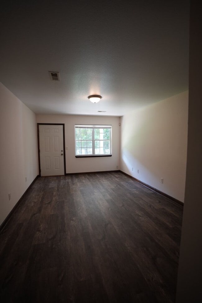 Photo - 1729 Louise Dr SE Unit A