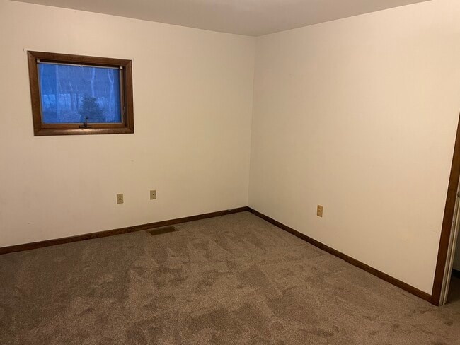 Photo - 315 E Brady Rd