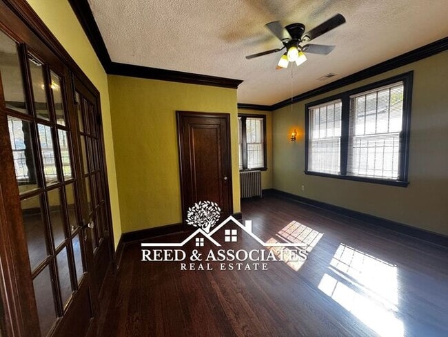 Photo - Spacious: 3 Bedroom in Midtown!