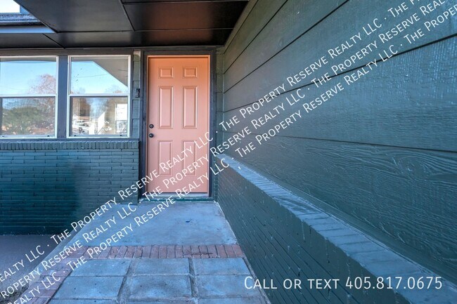 1110 N 18th St