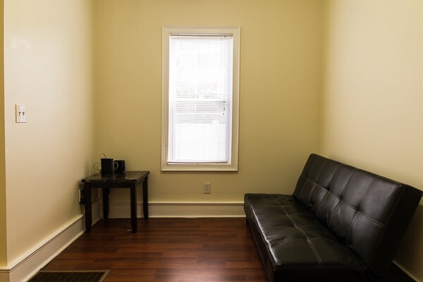 Photo - 110 Westcott St