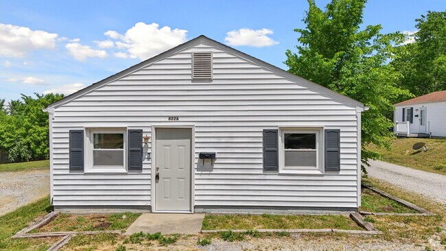 Building Photo - 422 Longwood Ave Unit A Rental