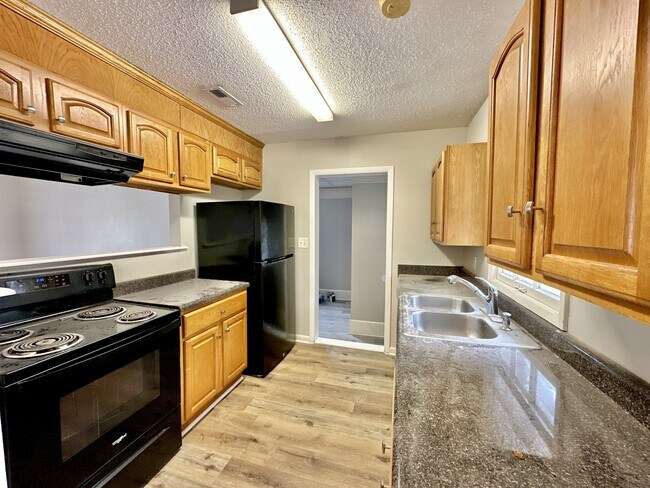 Photo - 2600 Deborah Dr
