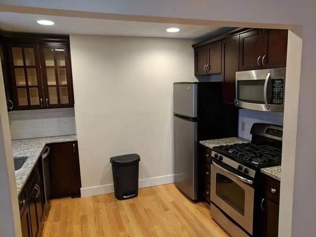 Building Photo - 796 Dorchester Ave Unit 2
