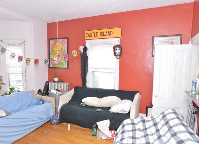 Photo - 32 Linden St Unidad 2