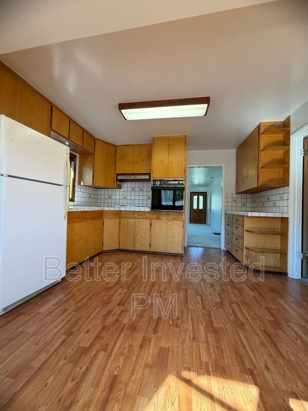 Photo - 204 N Main St