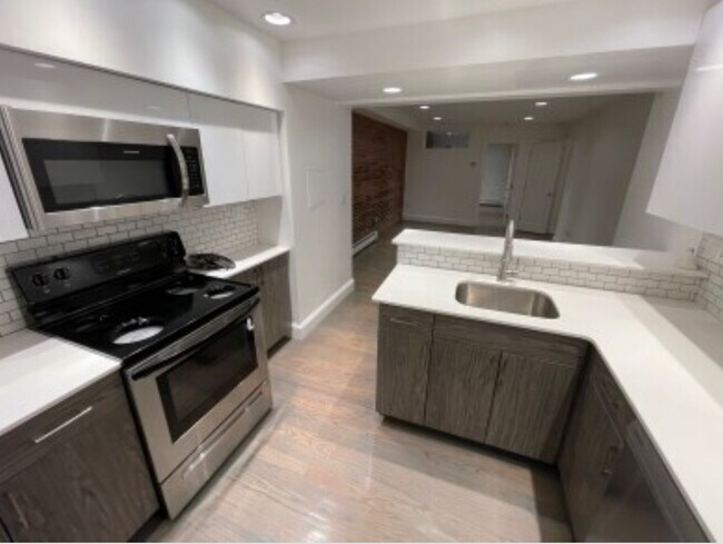 Photo - 125 Saint Botolph St Unidad 9