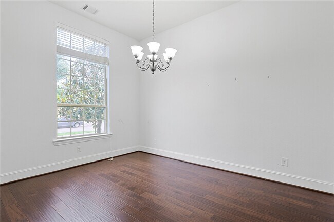 Photo - 5919 Solara Ledge Ln