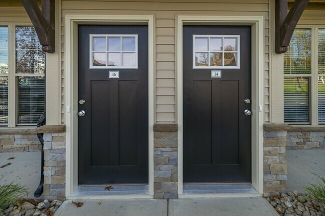 Photo - Ridgefield West