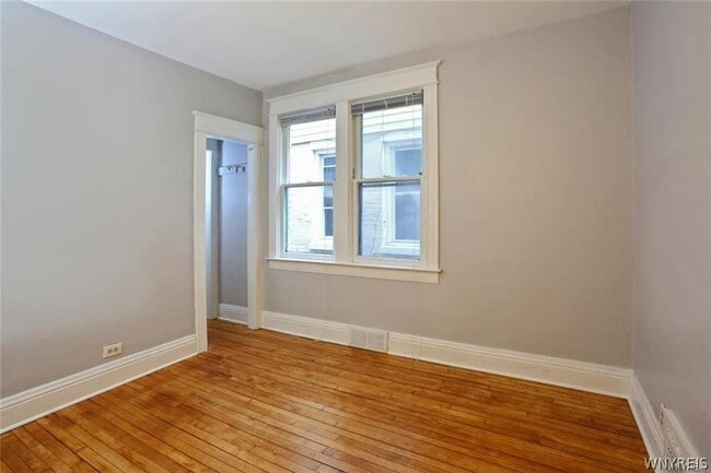 Photo - 475 Prospect Ave