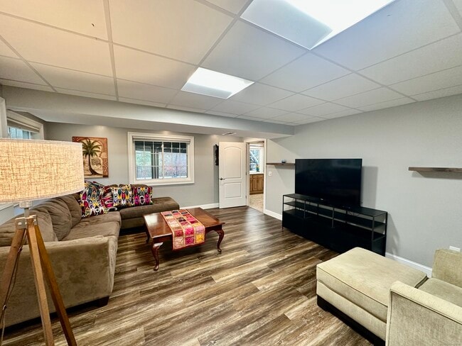 Photo - 19 Talcott Mountain Rd