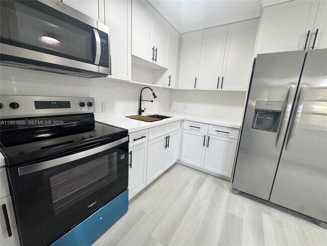 Photo - 10521 NW 35th Ct