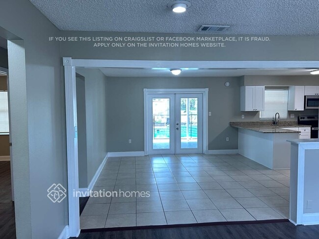 Photo - 205 S Kingsway Rd