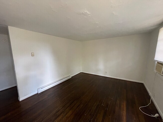 Building Photo - 4607 Kentucky Ave Rental
