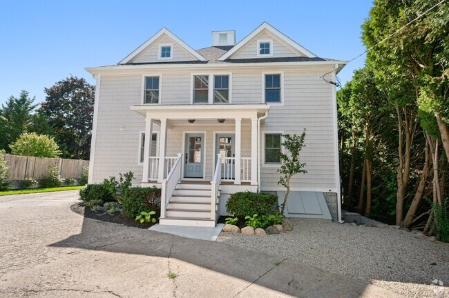 Building Photo - 56 E Main St Unit 1 Rental