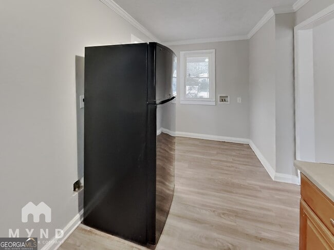 Photo - 1825 Oakmont Dr NW