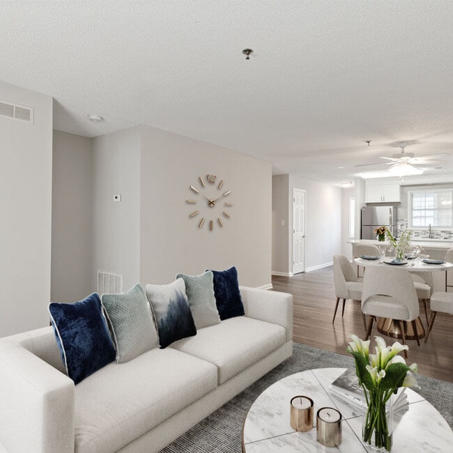 Aurora Village Premium Living Room - Aurora