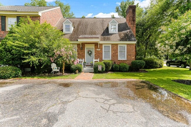 Building Photo - 2999 Delaware Dr Rental