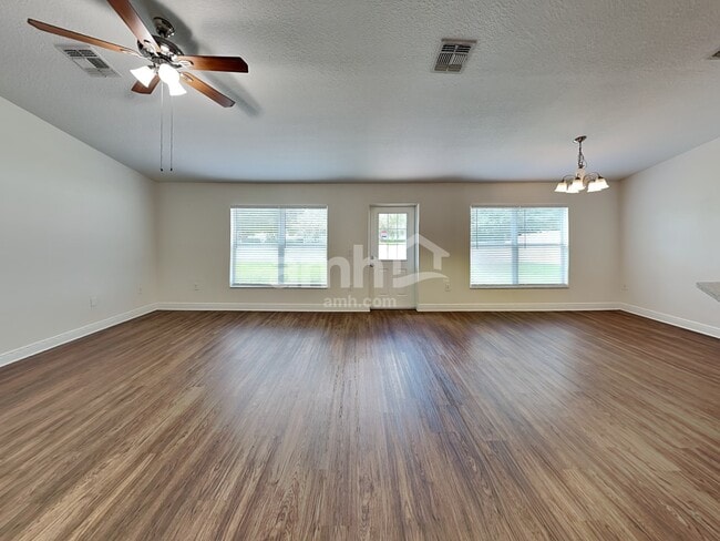 Photo - 2070 Big Buck Dr