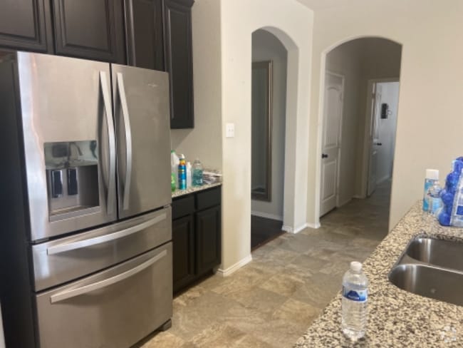 Building Photo - 7509 Lake Vista Way Rental