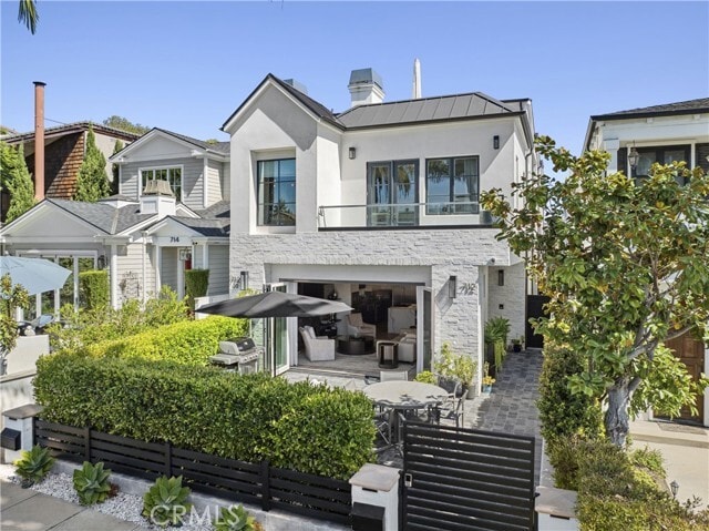 Building Photo - 712 Marguerite Ave