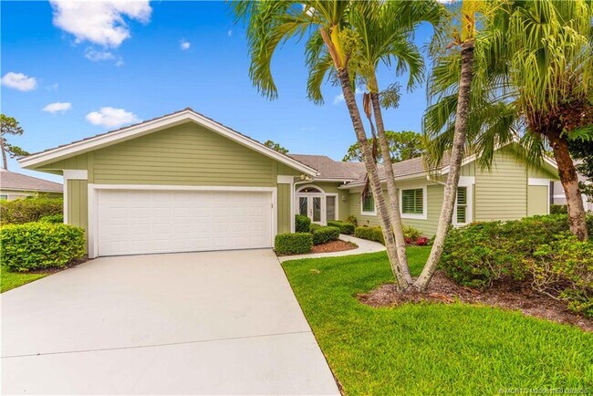Photo - 12813 NW Cinnamon Way