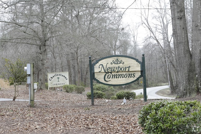 Photo - Newport Commons