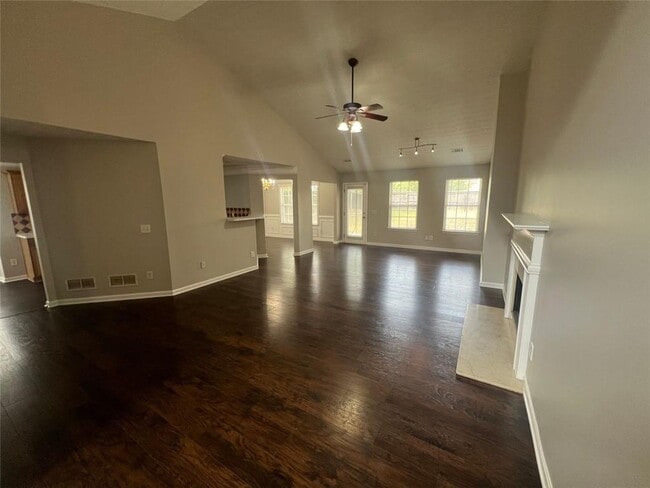 Photo - 1034 Brighton Cove Trail