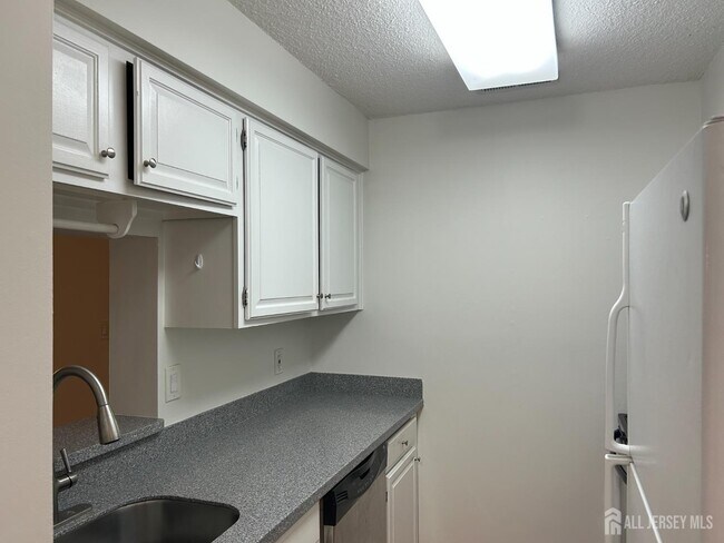 Photo - 5317 Ravens Crest Dr