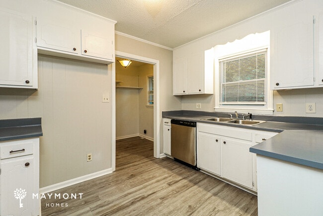 Photo - 626 Wellons Dr