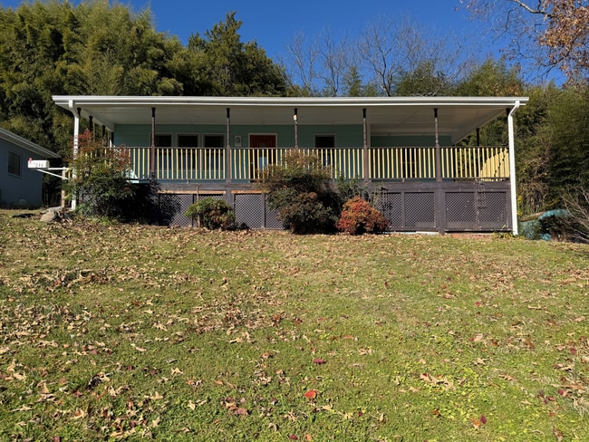 Photo - 214 W Union St