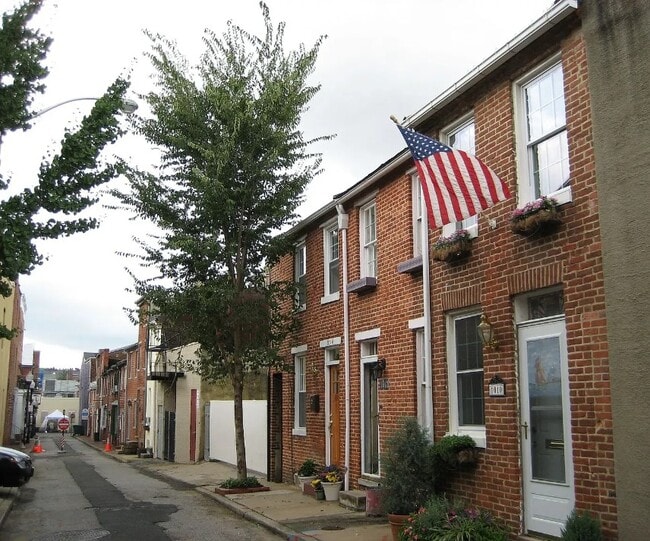 Building Photo - 1010 Patapsco St Rental