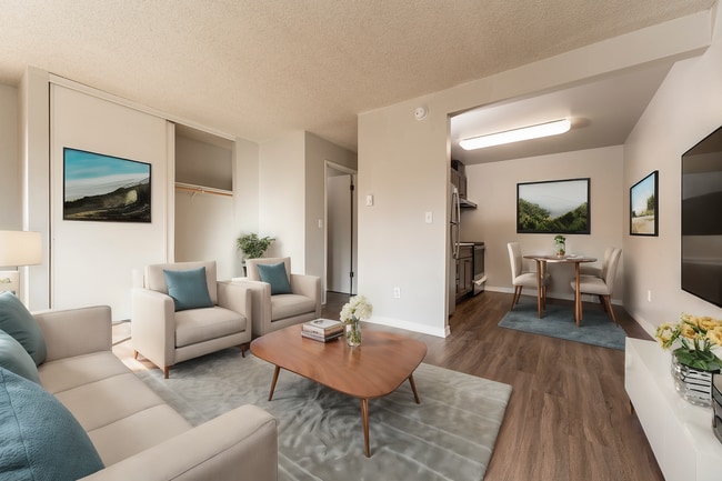 Welcome to Valancia - Valencia Apartments