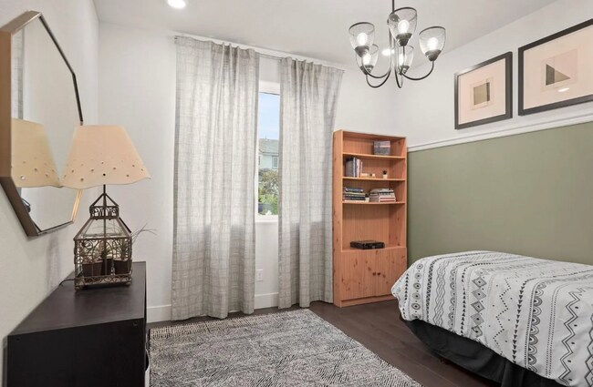 Photo - WOW! Former Roseville Model Home 4/3 + SOLAR! Please read entire ad for viewings!