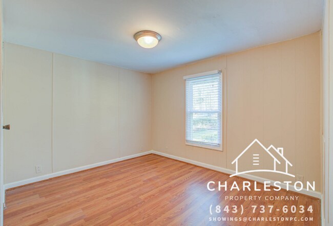 Photo - 756 Seaman Ln