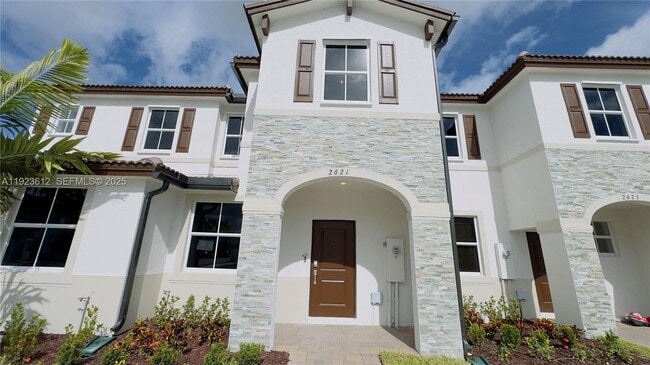 Photo - 2621 SE 27th Dr