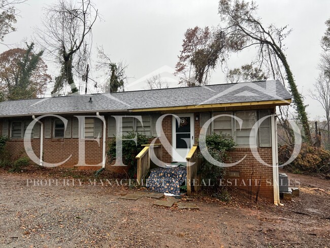 Photo - 155 Pine Grove Mnr Apartments Unit 155-B