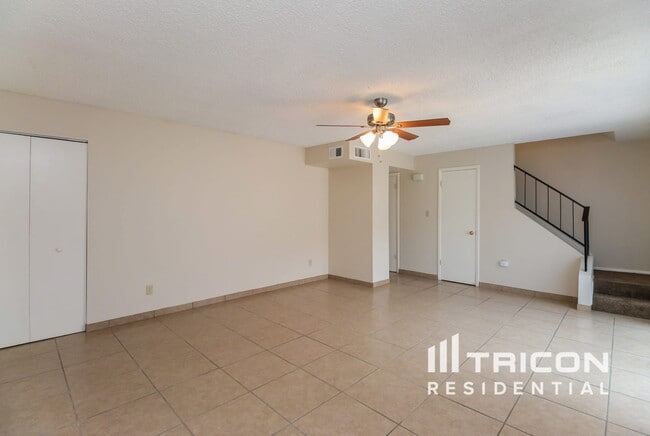 Photo - 5025 S Mill Ave