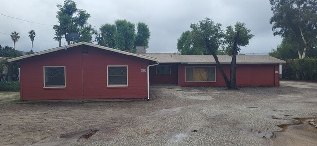 Building Photo - 4120 Alamo St