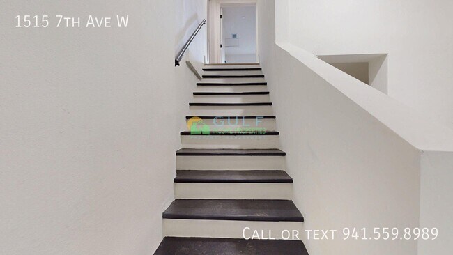 1515 7th Ave W