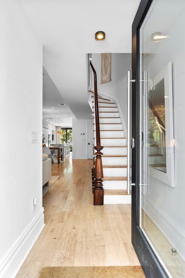 Photo - 634 Garden St