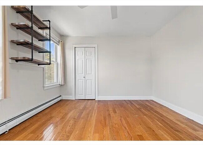 Photo - 15 Holton St Unit 2