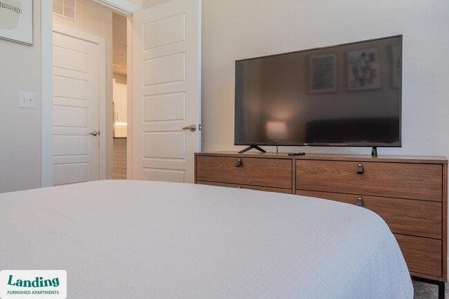 Photo - 15950 Chase Hill Blvd Unidad 8302