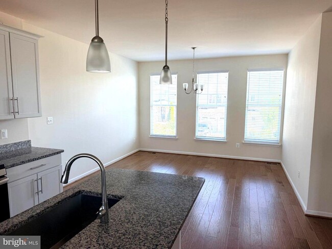 Photo - 438 Boxelder Dr