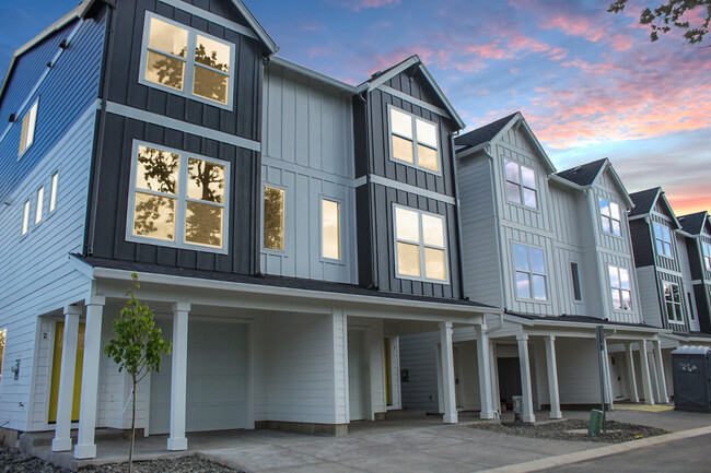 Photo - 4259 SW 175th Ave Townhome