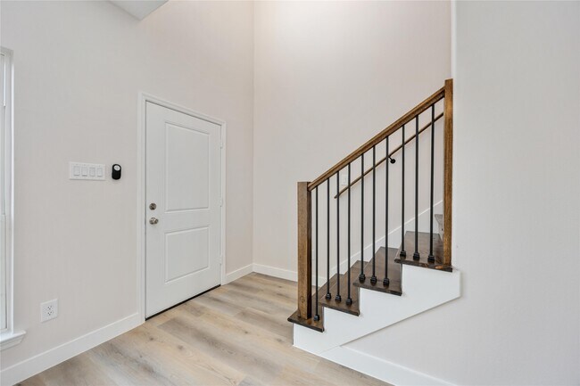 Photo - 12650 Sai Baba Dr