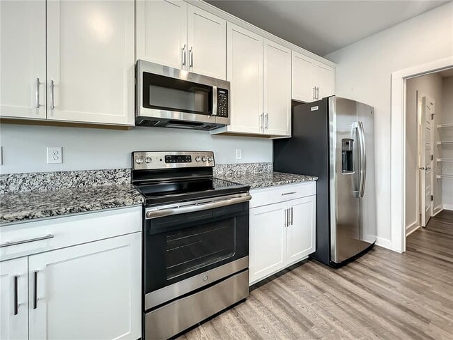 Photo - 3715 W Wisconsin Ave